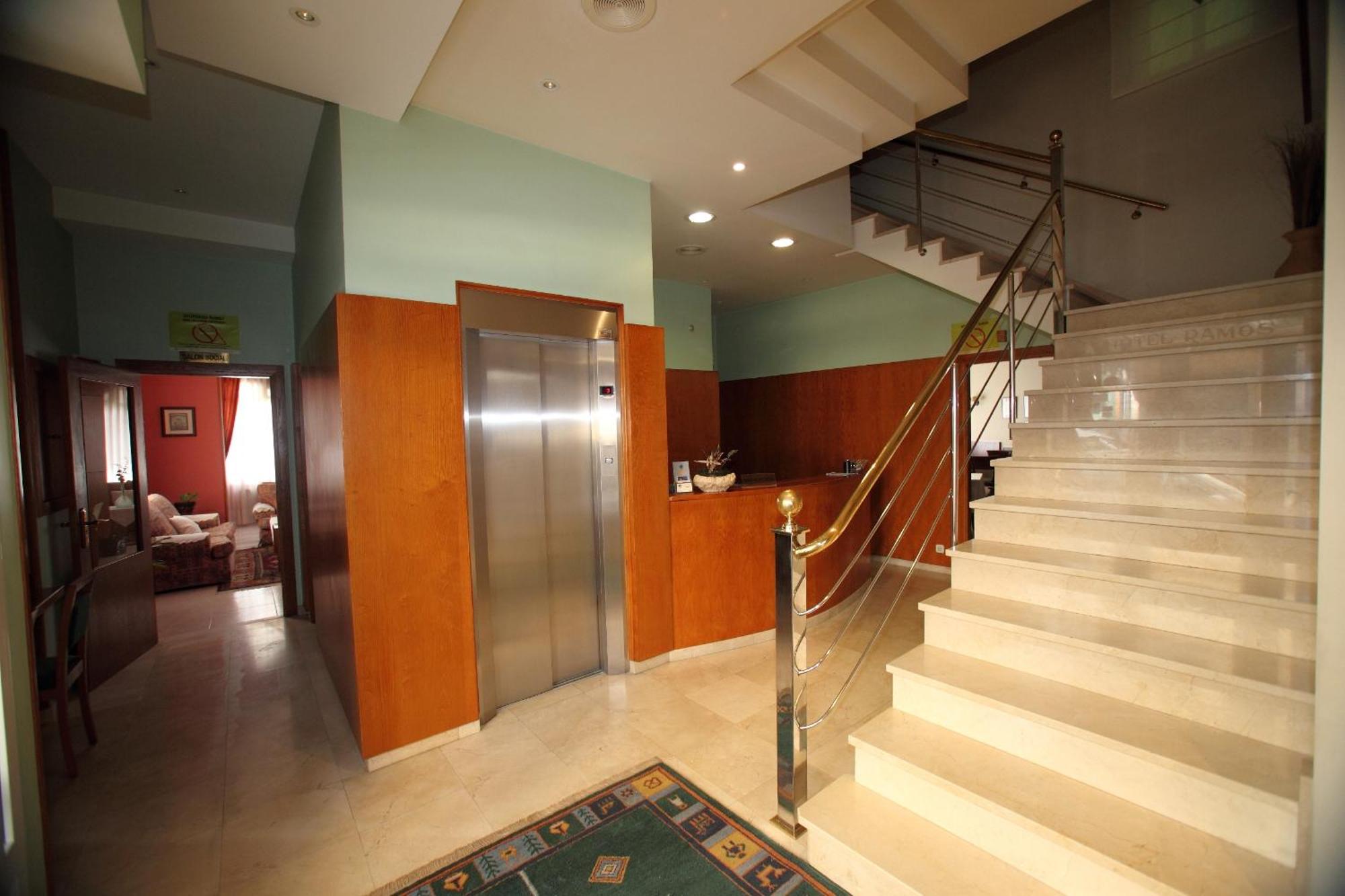 Hotel Ramos シジェーダ エクステリア 写真