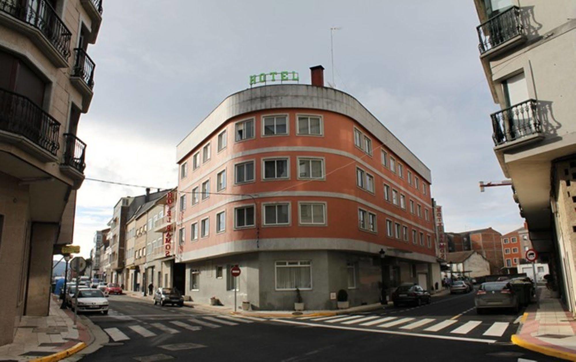 Hotel Ramos シジェーダ エクステリア 写真
